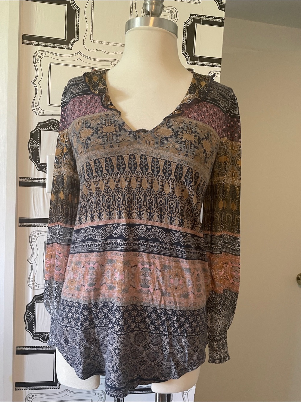 Lucky Brand Multi-Color Printed V-Neck Blouse